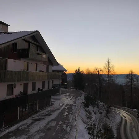 Tipico Vista Dolomiti نيفيجال